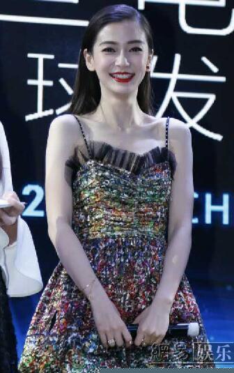 王思聪当伴郎后首次与angelababy杨颖同台